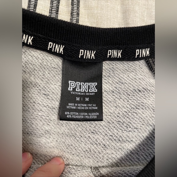 Victoria's Secret PINK Cozy Gray Sweatshirt with Logo Detail (M) EUC - Picture 6 of 10
